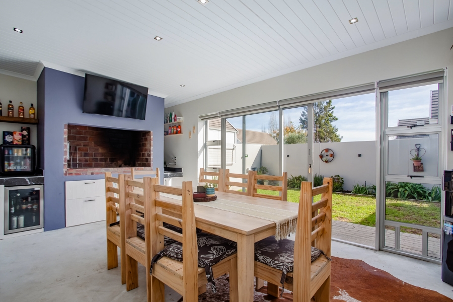 3 Bedroom Property for Sale in Berg En Dal Western Cape